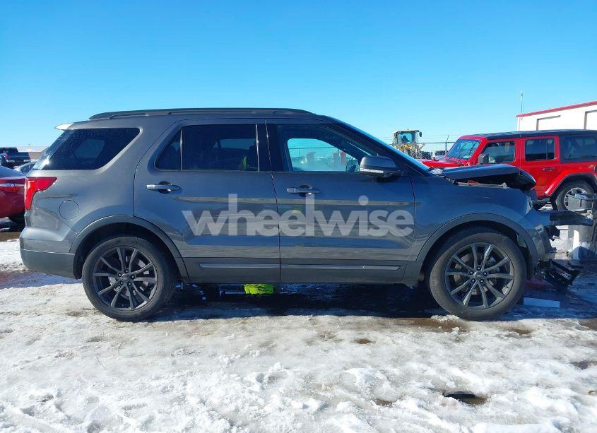 Photo 14 of 2017 Ford Explorer XLT (VIN 1FM5K7DH8HGD54498)