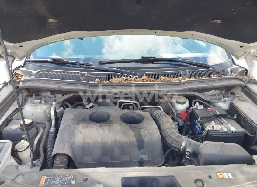 Photo 10 of 2017 Ford Explorer XLT (VIN 1FM5K7DH8HGE22766)