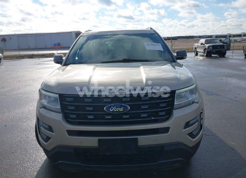 Photo 12 of 2017 Ford Explorer XLT (VIN 1FM5K7DH8HGE22766)