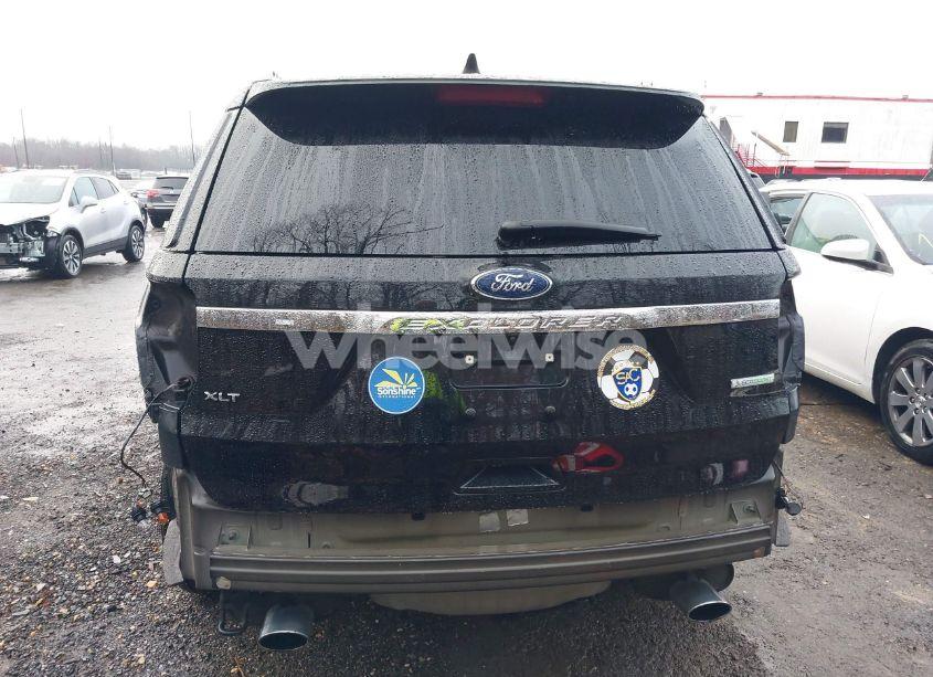 Photo 17 of 2018 Ford Explorer XLT (VIN 1FM5K7DH8JGC64628)