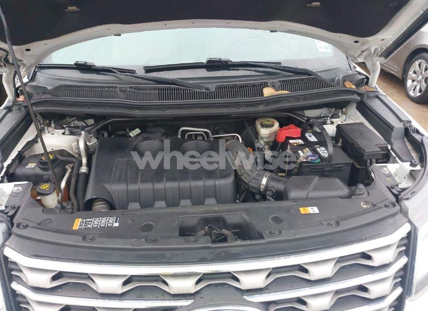 Photo 10 of 2016 Ford Explorer XLT (VIN 1FM5K7DH9GGA82817)