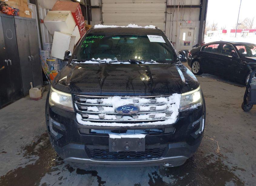 Photo 12 of 2017 Ford Explorer XLT (VIN 1FM5K7DH9HGA32078)