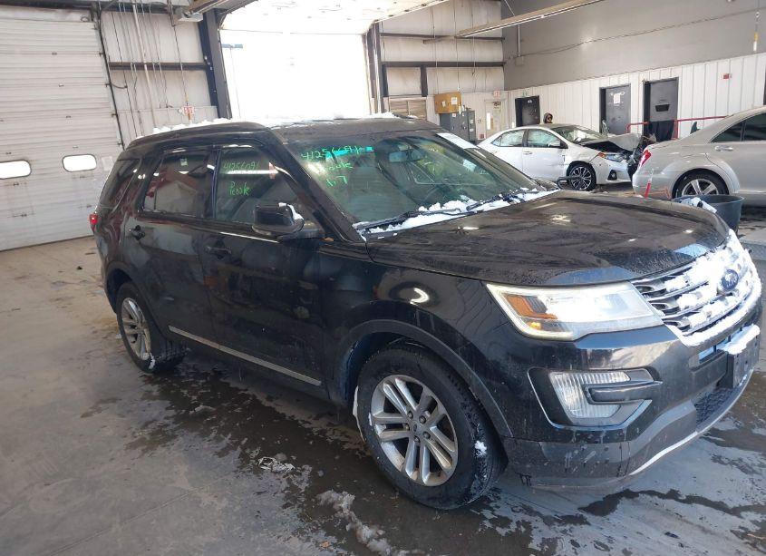 Photo 13 of 2017 Ford Explorer XLT (VIN 1FM5K7DH9HGA32078)