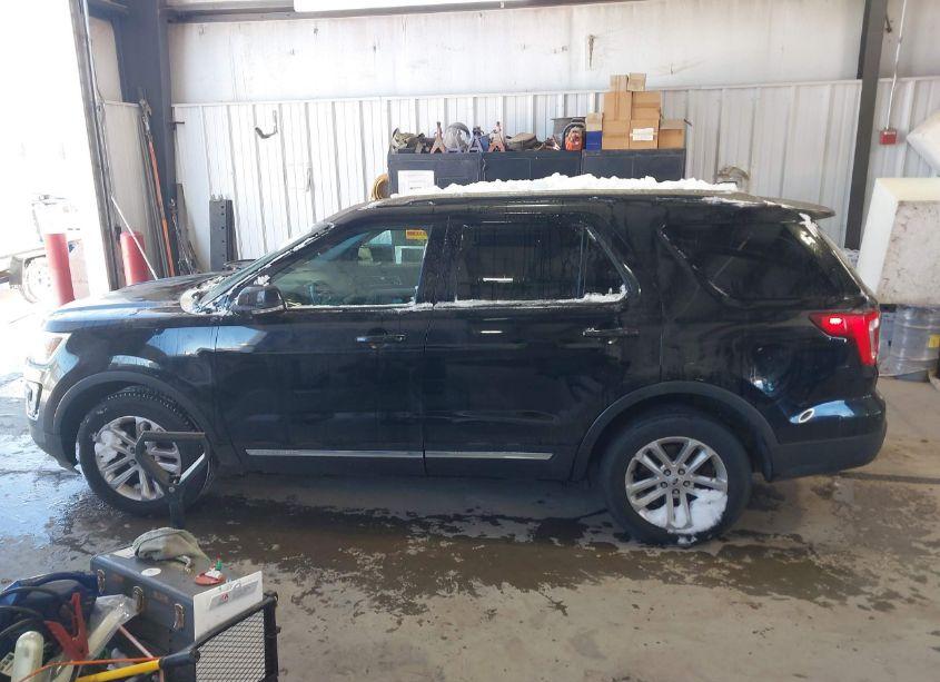 Photo 14 of 2017 Ford Explorer XLT (VIN 1FM5K7DH9HGA32078)