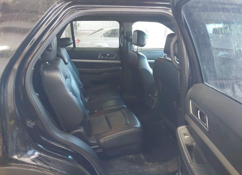 Photo 8 of 2017 Ford Explorer XLT (VIN 1FM5K7DH9HGA32078)