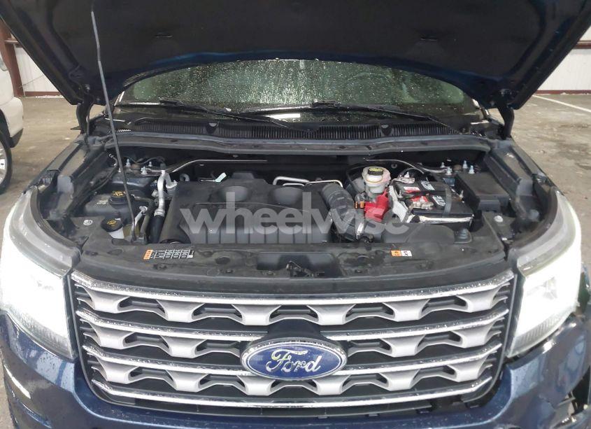 Photo 10 of 2017 Ford Explorer XLT (VIN 1FM5K7DH9HGB38952)