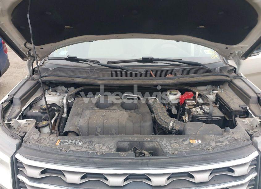 Photo 10 of 2017 Ford Explorer XLT (VIN 1FM5K7DH9HGB50728)