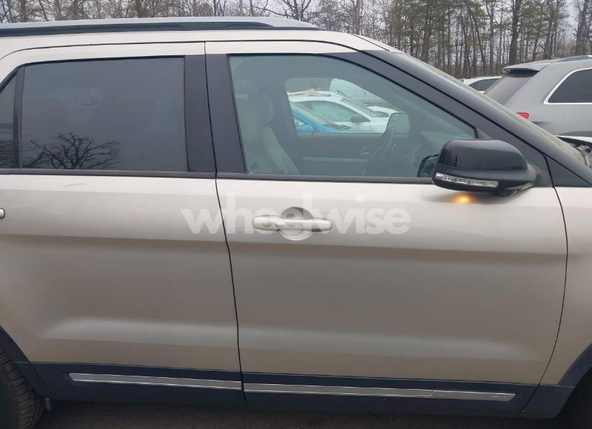 Photo 13 of 2017 Ford Explorer XLT (VIN 1FM5K7DH9HGB50728)