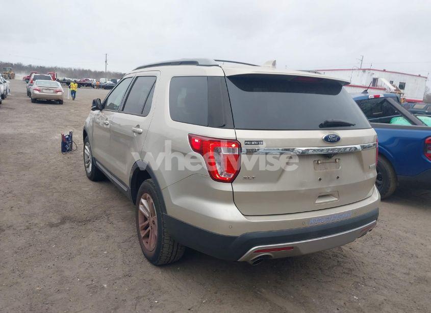 Photo 3 of 2017 Ford Explorer XLT (VIN 1FM5K7DH9HGB50728)