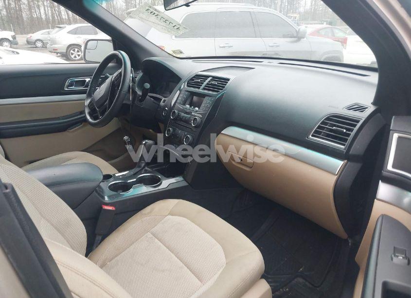 Photo 5 of 2017 Ford Explorer XLT (VIN 1FM5K7DH9HGB50728)