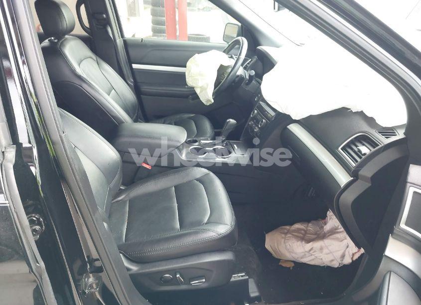 Photo 5 of 2017 Ford Explorer XLT (VIN 1FM5K7DH9HGC45211)