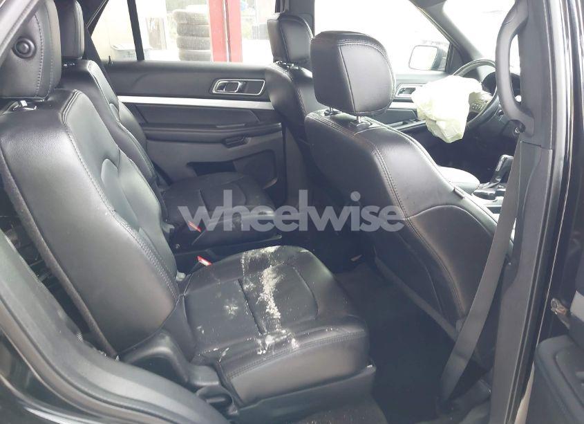 Photo 8 of 2017 Ford Explorer XLT (VIN 1FM5K7DH9HGC45211)