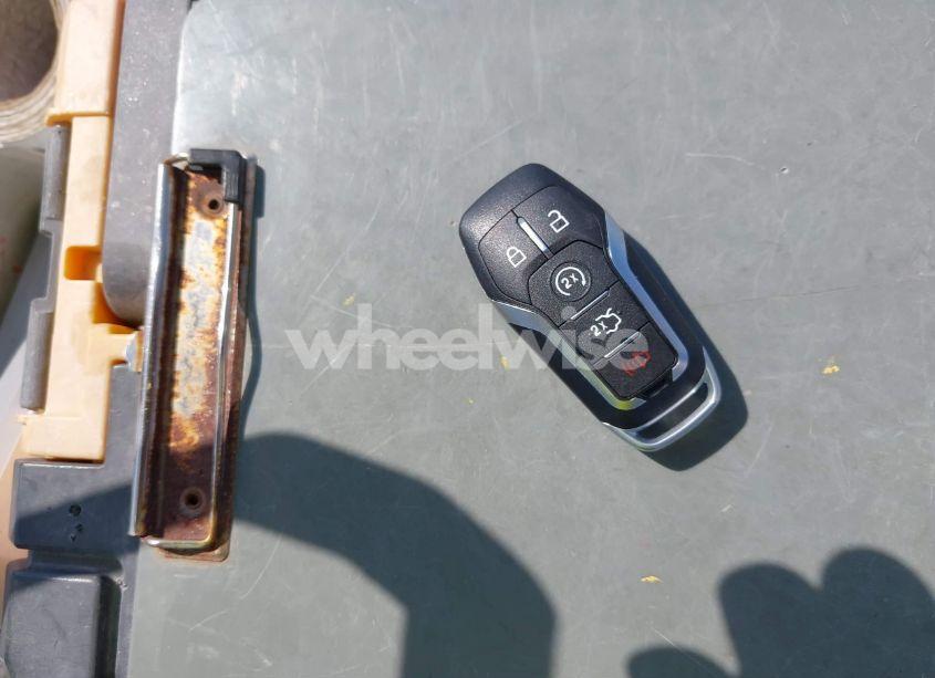 Photo 11 of 2017 Ford Explorer XLT (VIN 1FM5K7DH9HGC99656)