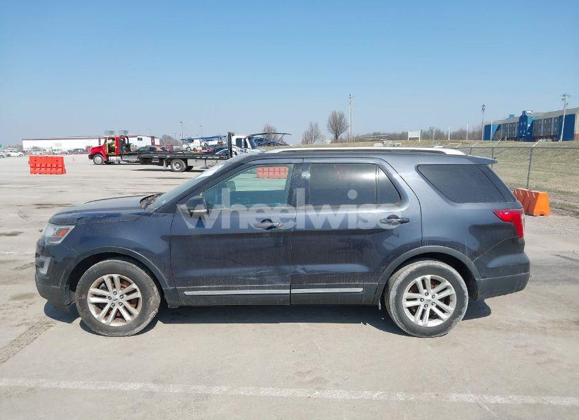 Photo 14 of 2017 Ford Explorer XLT (VIN 1FM5K7DH9HGC99656)