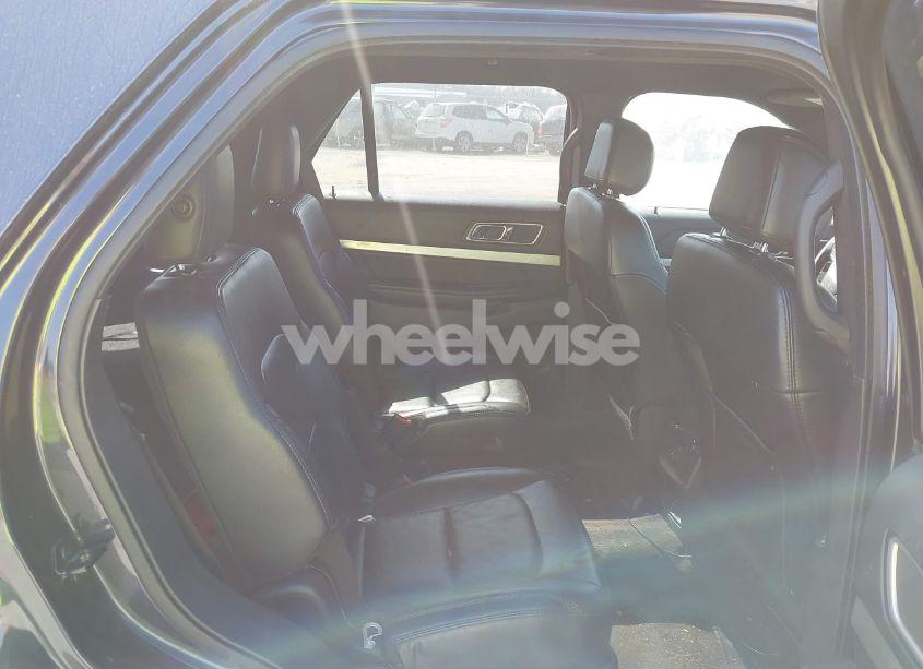 Photo 8 of 2017 Ford Explorer XLT (VIN 1FM5K7DH9HGC99656)