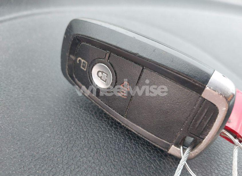 Photo 11 of 2019 Ford Explorer XLT (VIN 1FM5K7DH9KGB51739)