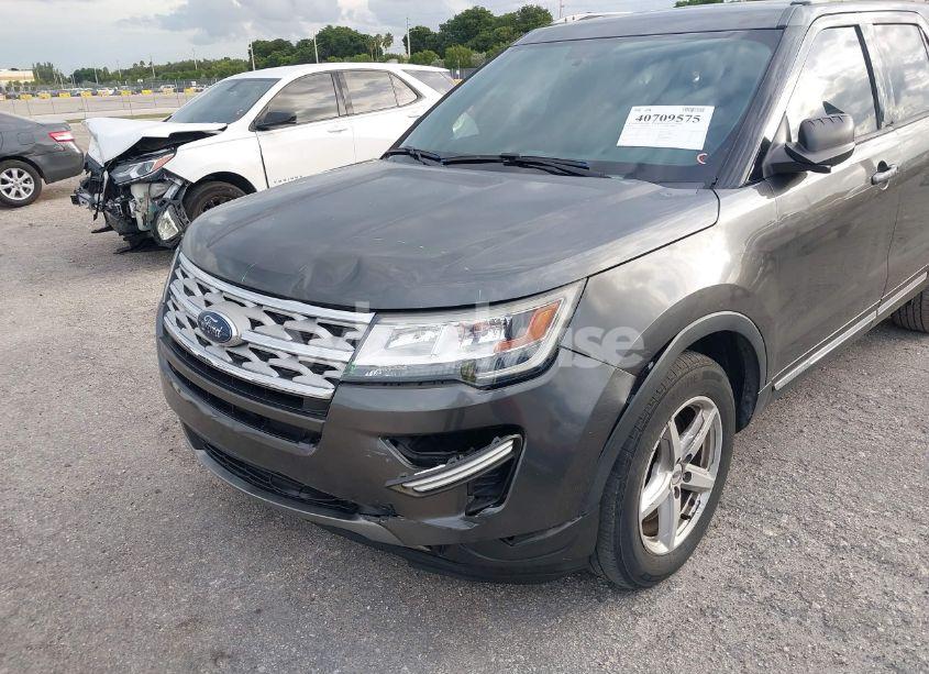 Photo 6 of 2019 Ford Explorer XLT (VIN 1FM5K7DH9KGB51739)