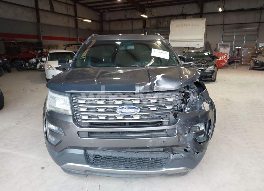 Photo 12 of 2016 Ford Explorer XLT (VIN 1FM5K7DHXGGA32623)