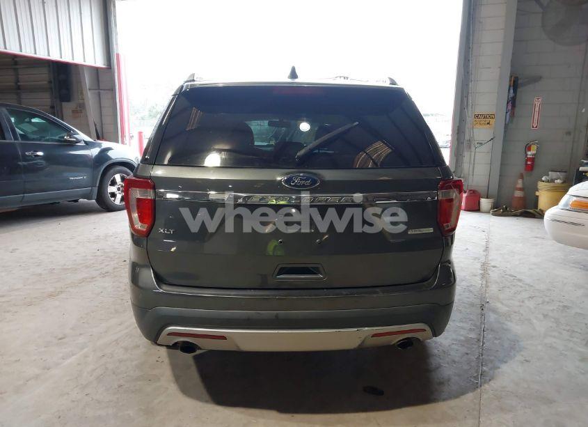 Photo 16 of 2016 Ford Explorer XLT (VIN 1FM5K7DHXGGA32623)