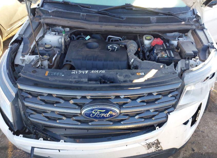 Photo 10 of 2018 Ford Explorer XLT (VIN 1FM5K7DHXJGA91453)