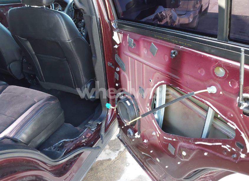 Photo 20 of 2019 Ford Explorer XLT (VIN 1FM5K7DHXKGA76677)