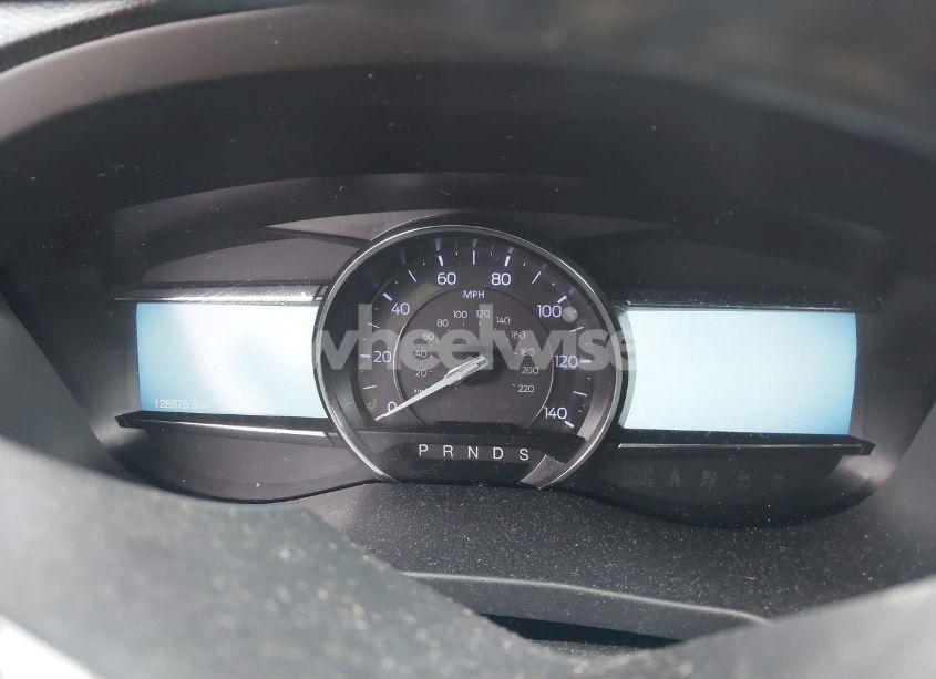 Photo 7 of 2019 Ford Explorer XLT (VIN 1FM5K7DHXKGB34352)