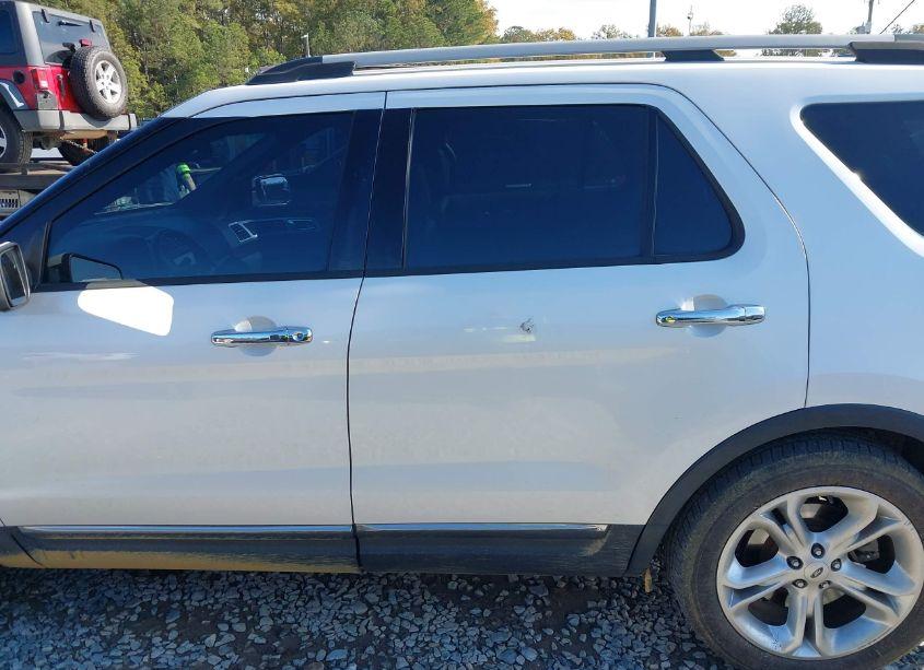 Photo 14 of 2015 Ford Explorer LIMITED (VIN 1FM5K7F80FGB06790)