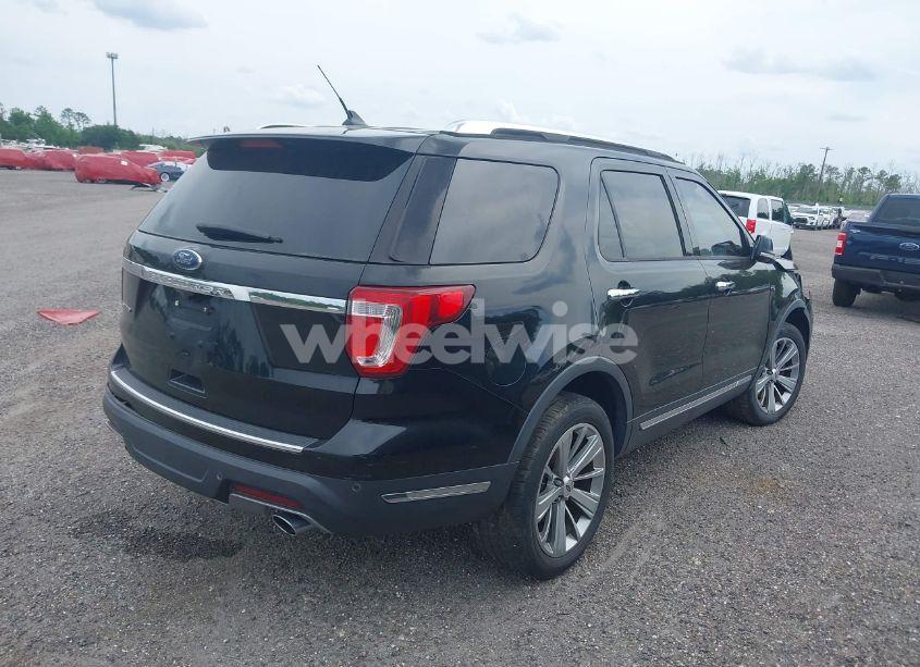 Photo 4 of 2018 Ford Explorer LIMITED (VIN 1FM5K7F80JGB67601)