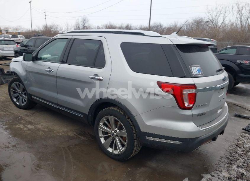Photo 3 of 2019 Ford Explorer LIMITED (VIN 1FM5K7F80KGB11756)