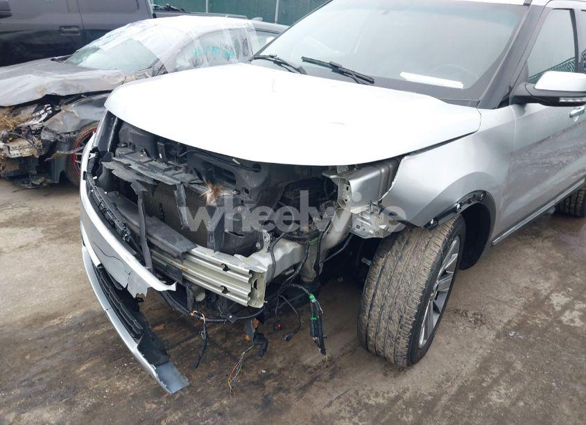 Photo 6 of 2019 Ford Explorer LIMITED (VIN 1FM5K7F80KGB11756)