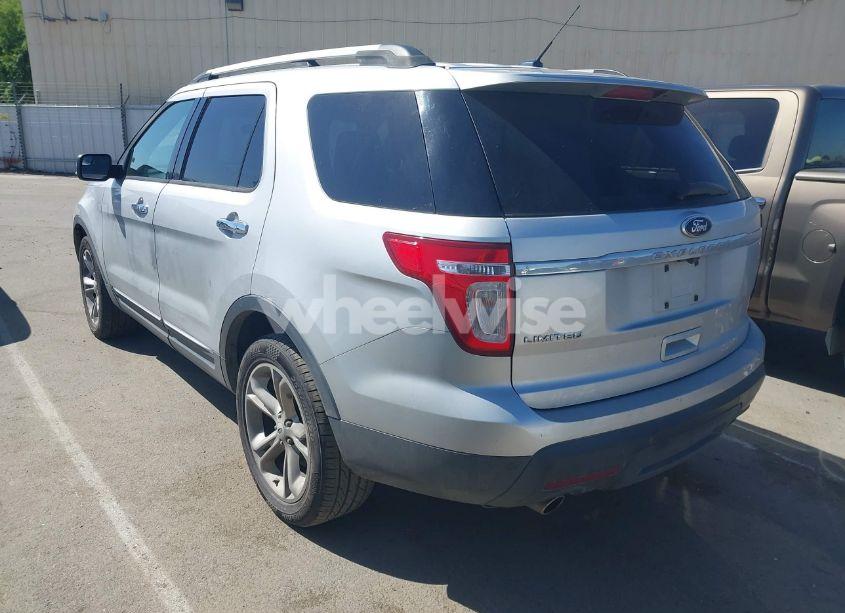 Photo 3 of 2013 Ford Explorer LIMITED (VIN 1FM5K7F81DGA08803)