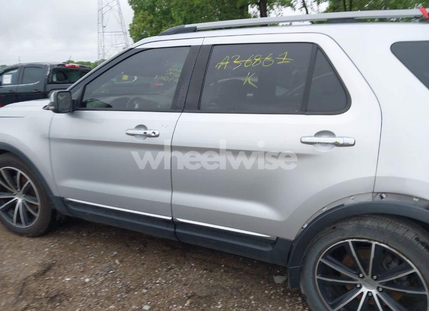 Photo 14 of 2013 Ford Explorer LIMITED (VIN 1FM5K7F81DGA36861)