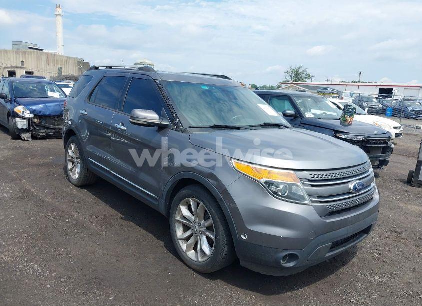 2013 Ford Explorer LIMITED (VIN 1FM5K7F81DGA50193) main photo