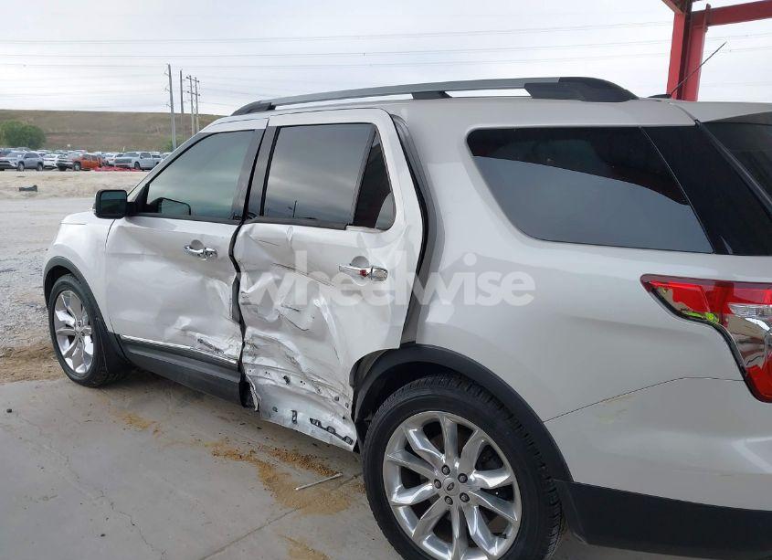 Photo 6 of 2014 Ford Explorer LIMITED (VIN 1FM5K7F81EGA62667)