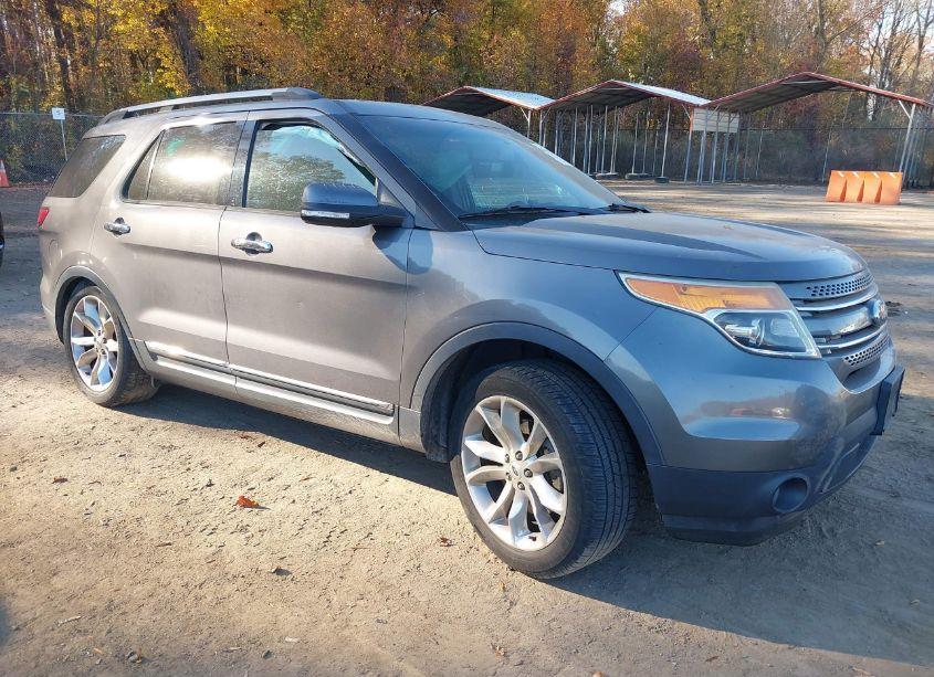 2014 Ford Explorer LIMITED (VIN 1FM5K7F81EGB06912) main photo