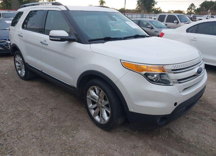 2015 Ford Explorer LIMITED (VIN 1FM5K7F81FGC34374) main photo