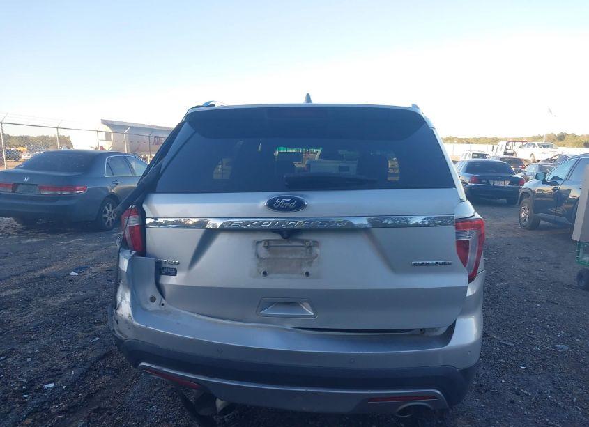Photo 16 of 2016 Ford Explorer LIMITED (VIN 1FM5K7F81GGA52255)