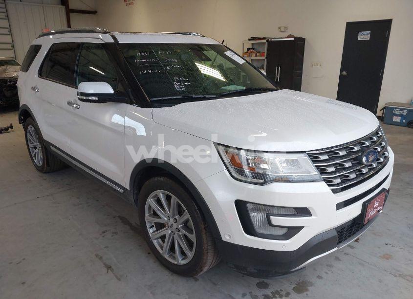 2017 Ford Explorer LIMITED (VIN 1FM5K7F81HGD15877) main photo