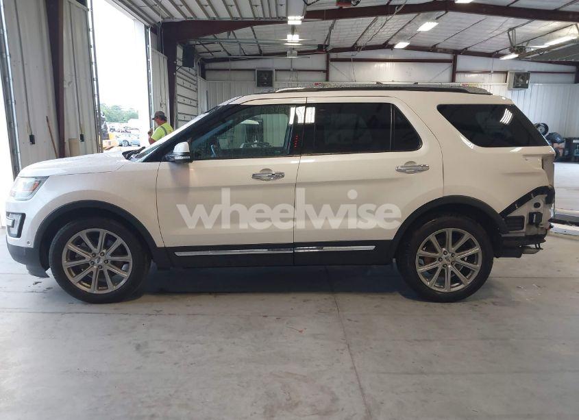 Photo 14 of 2017 Ford Explorer LIMITED (VIN 1FM5K7F81HGD15877)