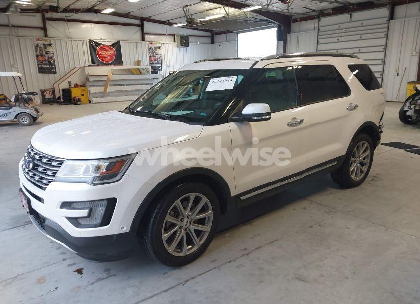 Photo 2 of 2017 Ford Explorer LIMITED (VIN 1FM5K7F81HGD15877)