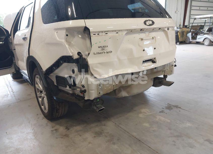 Photo 6 of 2017 Ford Explorer LIMITED (VIN 1FM5K7F81HGD15877)