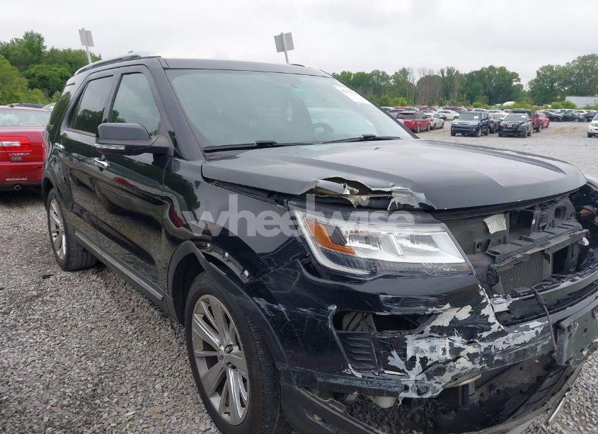 2019 Ford Explorer LIMITED (VIN 1FM5K7F81KGB11751) main photo