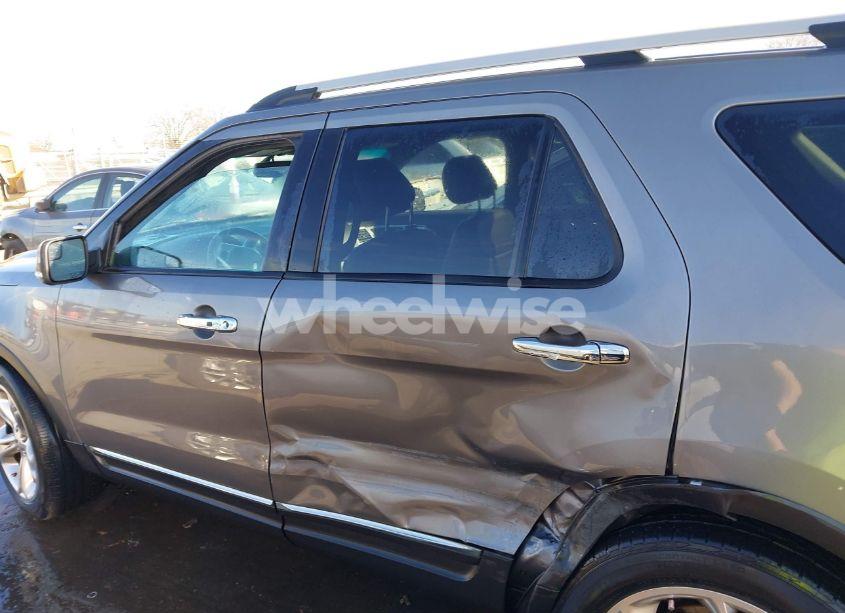 Photo 14 of 2013 Ford Explorer LIMITED (VIN 1FM5K7F82DGB78619)