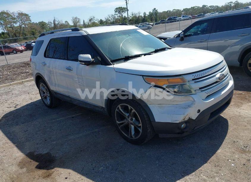 2014 Ford Explorer LIMITED (VIN 1FM5K7F82EGC05562) main photo