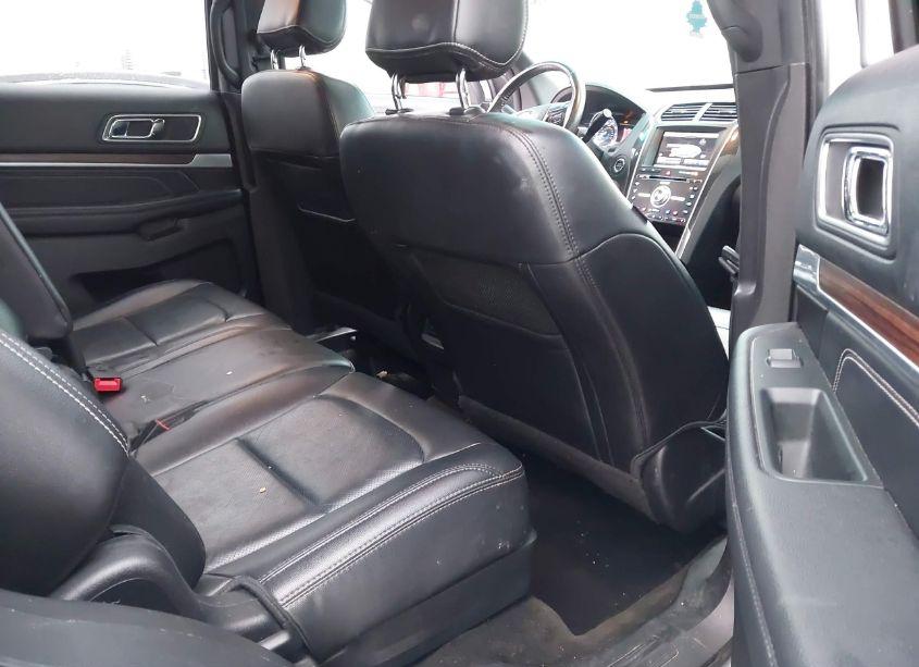 Photo 8 of 2016 Ford Explorer LIMITED (VIN 1FM5K7F82GGC06925)