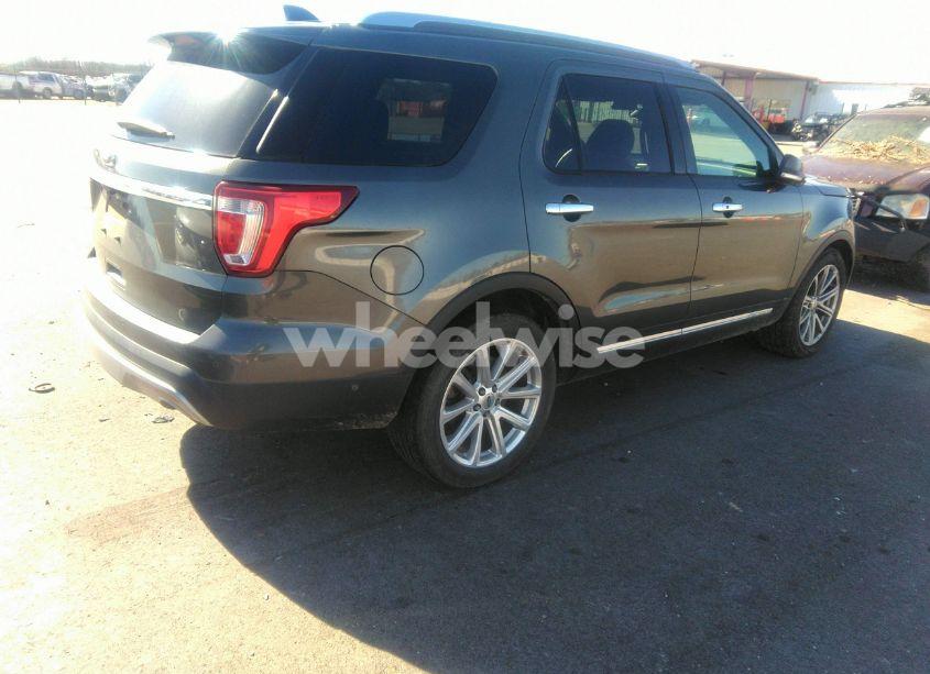 Photo 4 of 2017 Ford Explorer LIMITED (VIN 1FM5K7F82HGD78177)