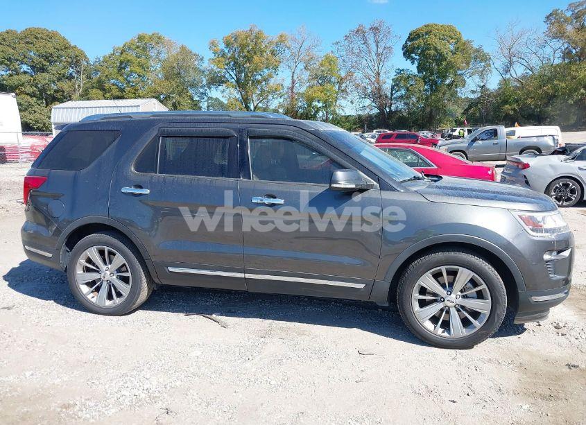 Photo 13 of 2018 Ford Explorer LIMITED (VIN 1FM5K7F82JGA81688)