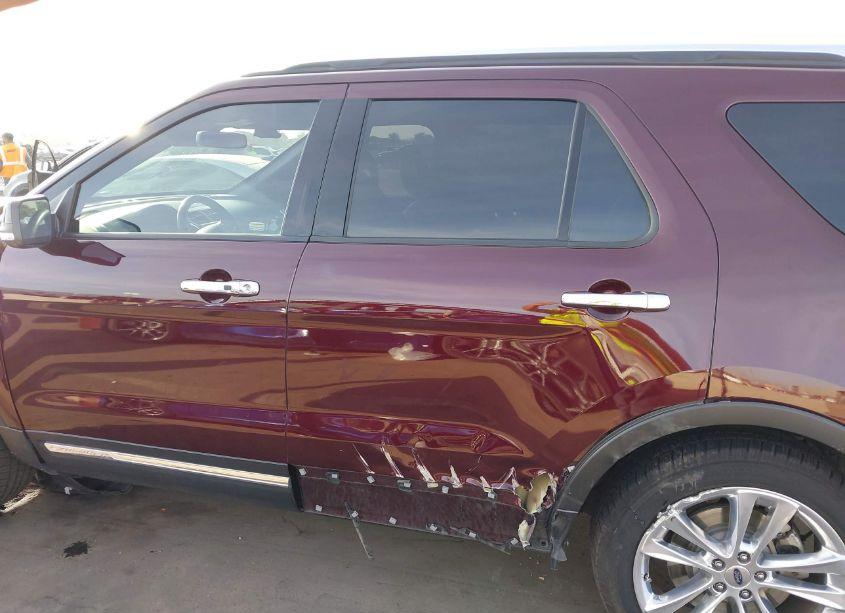Photo 14 of 2018 Ford Explorer LIMITED (VIN 1FM5K7F82JGB56874)