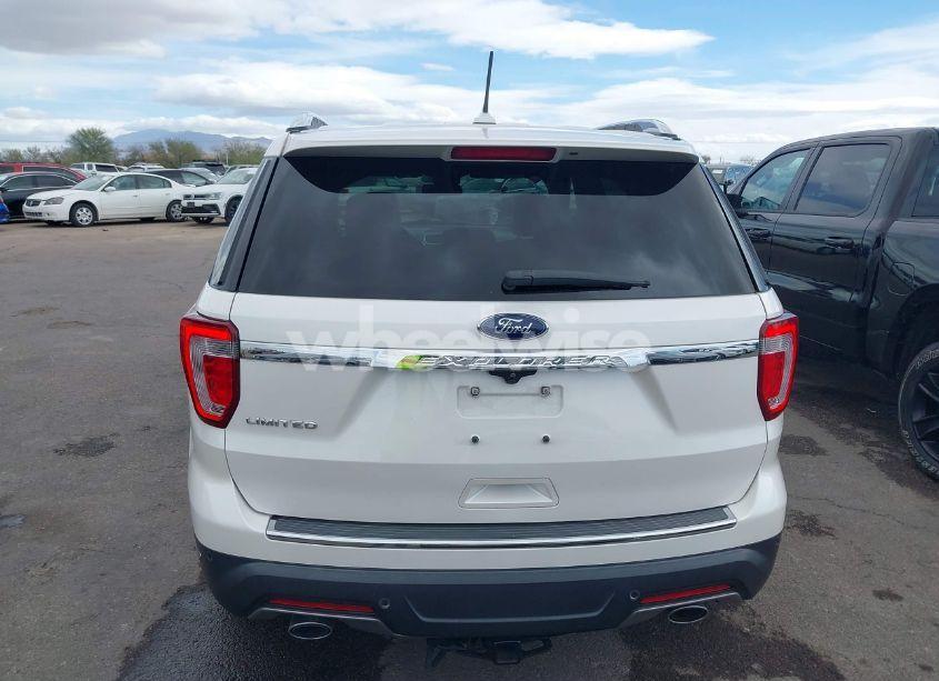 Photo 17 of 2018 Ford Explorer LIMITED (VIN 1FM5K7F82JGB65915)