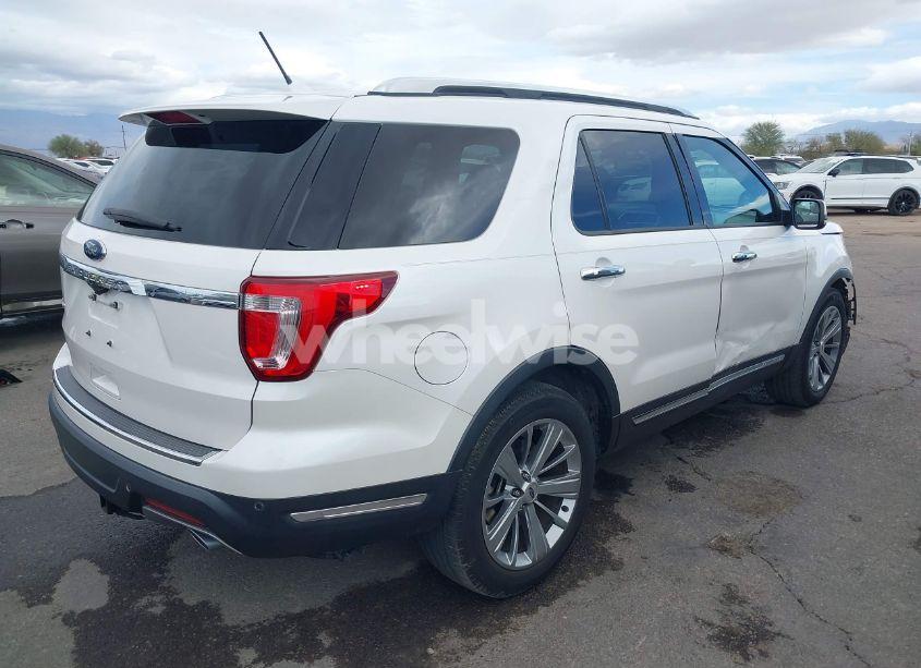Photo 4 of 2018 Ford Explorer LIMITED (VIN 1FM5K7F82JGB65915)